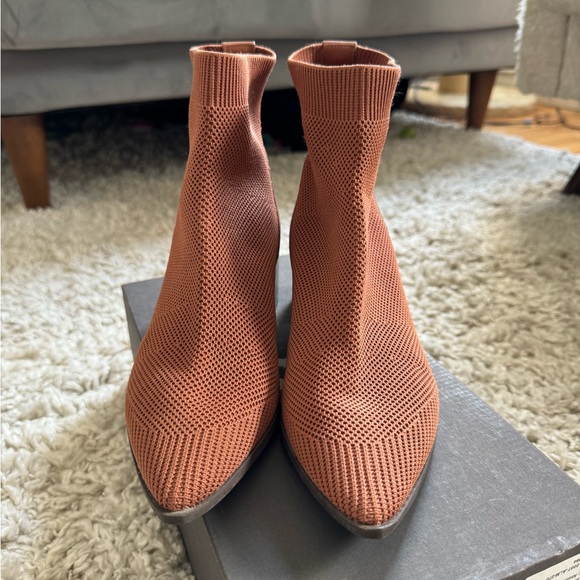 Everlane reknit boss boot in brandy rose - Picture 2 of 6